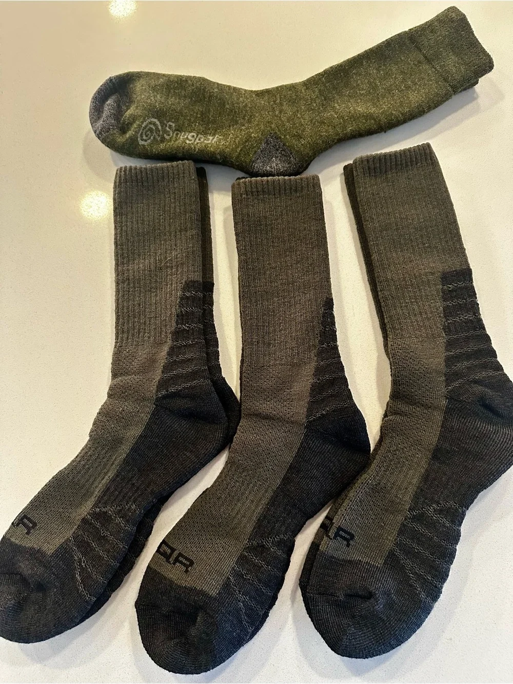 NWOT Unisex Military Performance Crew Socks in Dark Olive and Black - Pack 4